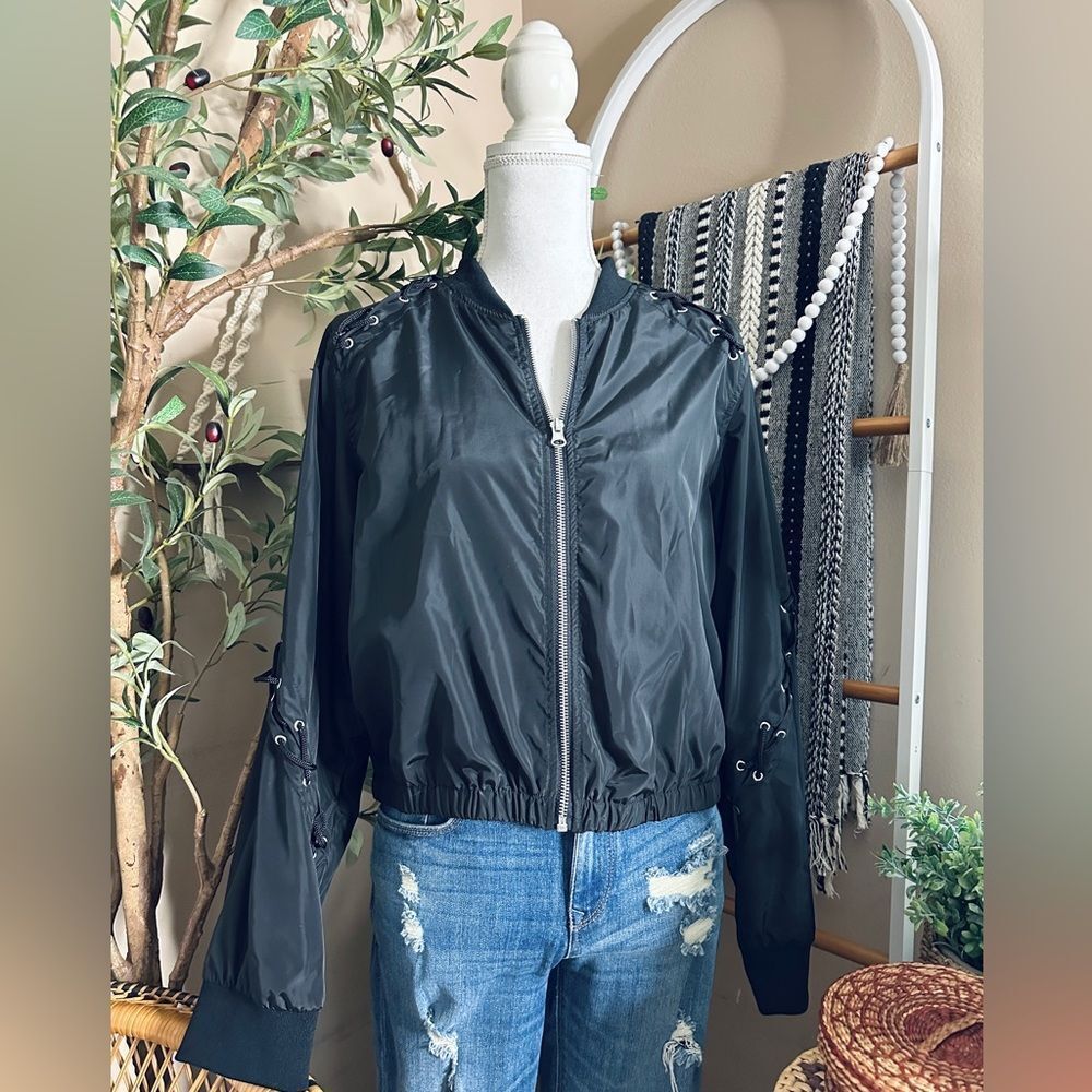 Rock & Republic Black Lace Up Detailed Semi Crop Bomber Jacket